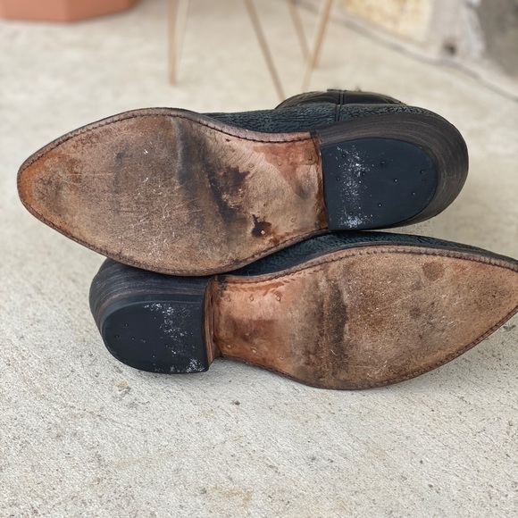 Stewart Boot Co. Vintage Sueded Bullhide 9.5 EE - Picture 8 of 8